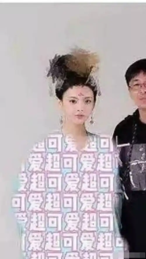今日爆料baby被保镖无礼曹云金插足四角恋赵丽颖也拍抠图剧蓝洁瑛事件有阴谋vava怒摔奖杯杨超越新造型曝光