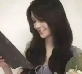 二字顶级流量女星被曝领证结婚,十年来换了7张脸