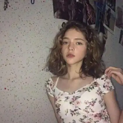 伤感欧美女头像悲伤都来自念念不忘