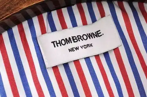 永恒经典,低调内敛有品位黑白灰的百变魅力,没人能比thombrowne男人衣柜不可或缺的一件西装仅288包