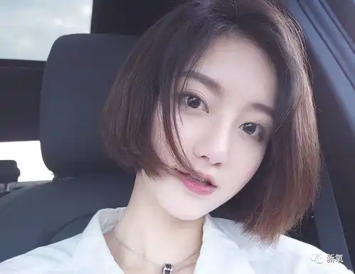 王思聪混在水军里跪舔她,这位撞脸景甜的网红不得了