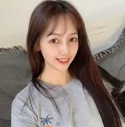 岁月变成整容刀秦牛正威旧照被扒,同长大之后判若两人不敢认