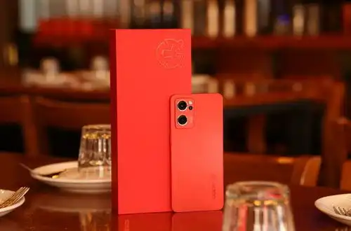 reno7新年版开卖,可爱的小老虎和光斑人像效果,圈走小姐姐的心