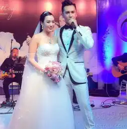 钟丽缇生日趴穿婚纱小12岁男友甜蜜告白