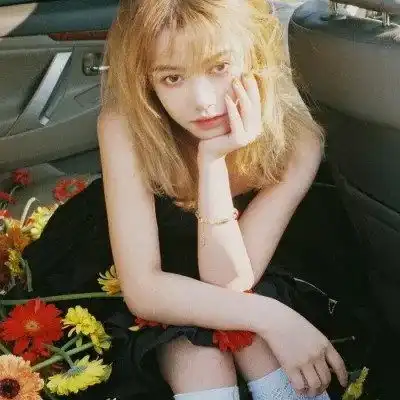 2023唯美氛围感女生头像图片