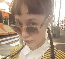 搜狐公众平台今夏头发不论长短,卷一卷再出门