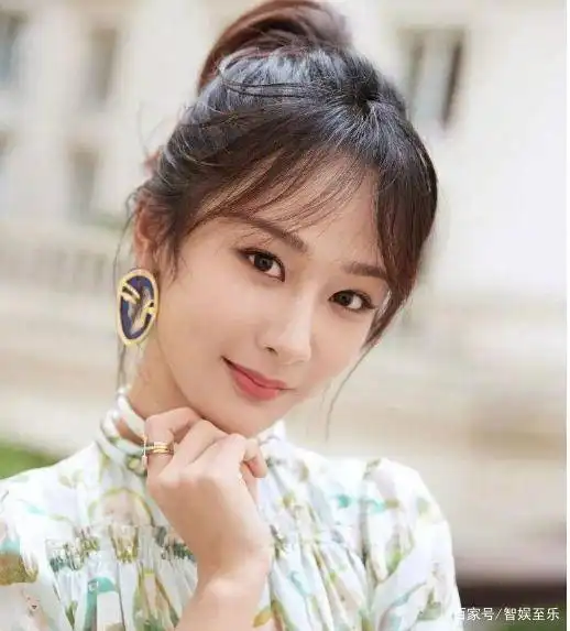 林青霞等90年代十大美女,迪丽热巴等90后十大美女,差距何在