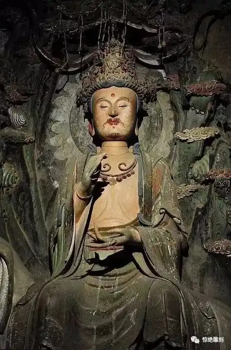 惊绝参观中国第二敦煌水陆庵彩塑国内目前保存最大的壁塑群,塑有3700多尊人物及自然界万物之像