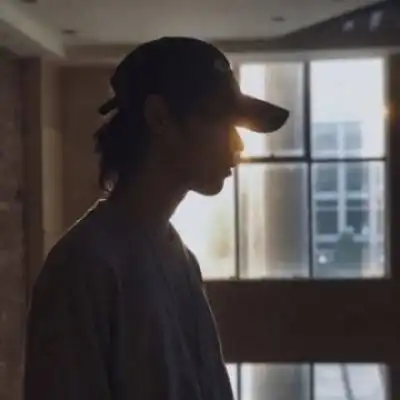 2020好看新款微信头像男