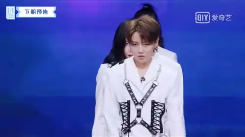 许佳琪留个长发