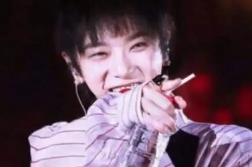 那些非主流年代的回忆,杨幂让人不敢认,华晨宇杀马特强势逆袭