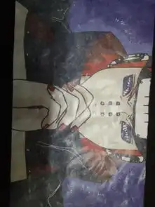晾干后的衣服图案好多白痕