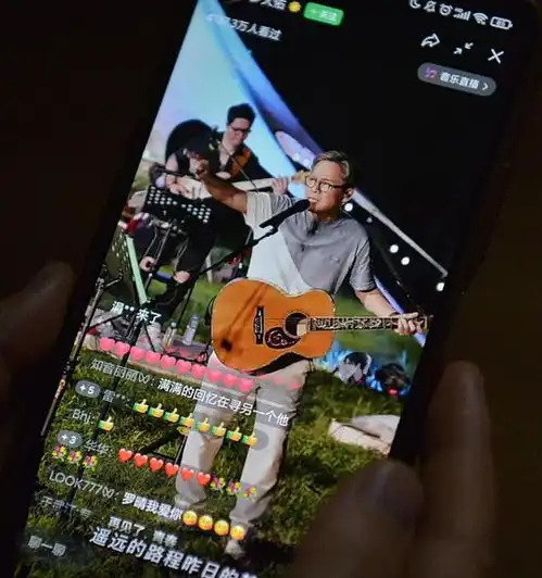 脑洞一下在抖音聊天,在微信刷短视频,你怎么选