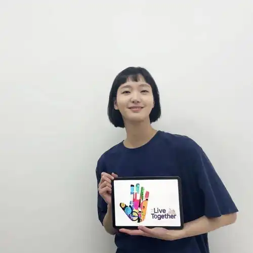 女明星扎推剪短发,有的翻车有的好看,重点都在这里啦
