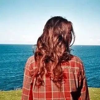 每一个女人都想拥有幸福,都想一生一世只爱一个人