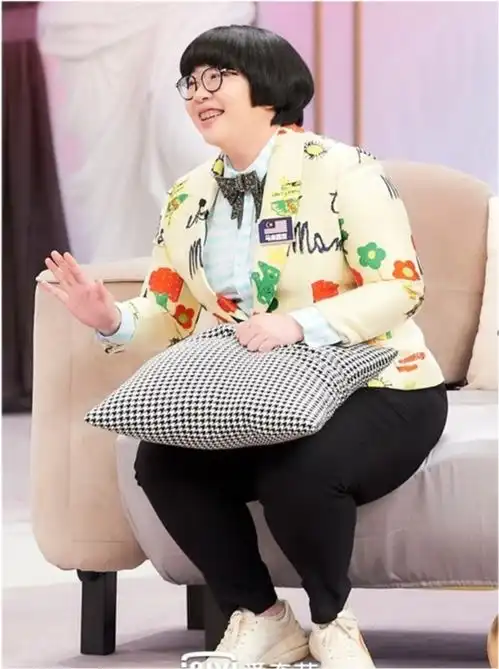 孟鹤堂官宣新综艺,化身妇女之友,且看他如何结交新姐妹