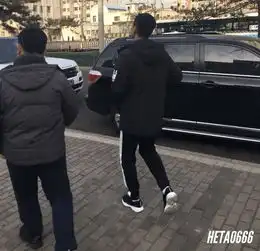 景甜张继科爆实锤,突破次元壁的恋爱你怎么看