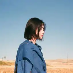 短发美女头像背影图片气质你所经历的一定不会是毫无意义的