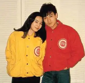 燃炸刘德华吉隆坡演唱会再次被粉丝求婚,巧妙化解引爆全场