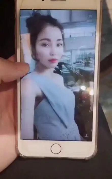 小哥哥网恋半年终奔现,见到真人后却转身离开网友太真实