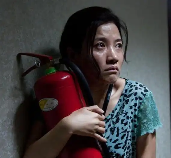 著名女演员,曾比肩周迅却在巅峰期消失8年,如今47岁无戏可拍