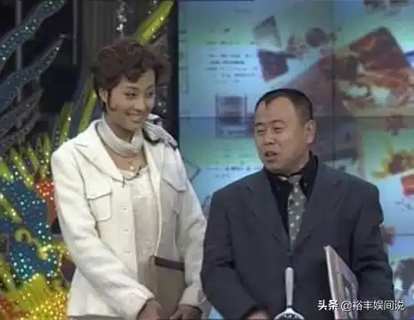 黑妹戚慧罕有曝光近照,温婉大气仍显冻龄,曾五次登上春晚