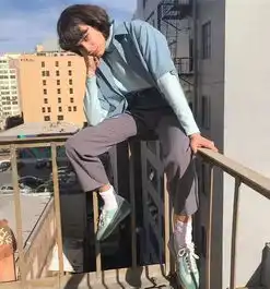 短袖长袖,夏天也玩叠穿,时髦的人都不怕热吗
