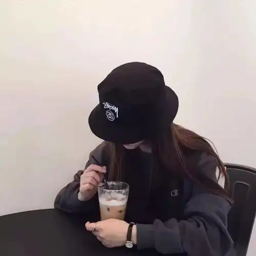 头像对她而言最好的离开借口就是我对她的猜忌