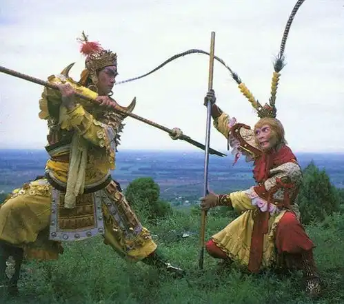 难怪孙悟空要叫二郎神大哥,你看看二郎神暗地里做了啥