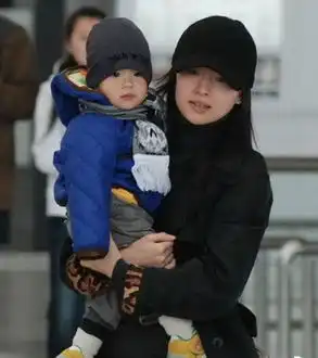 明星子女大pk谁家宝贝能称霸时尚萌主