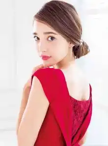 发型夏季约会发型,清爽甜度加分