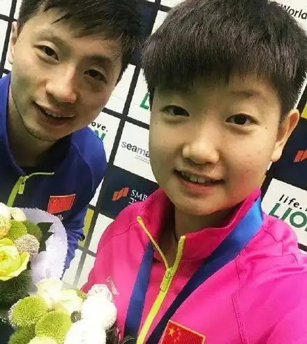 追星当如孙颖莎,马龙为她甘当陪练,刘国梁亲自指导