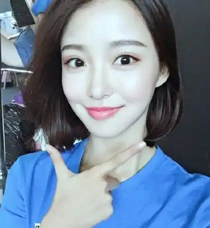 八姐吐槽143期王思聪又换女伴了这回交了个95后