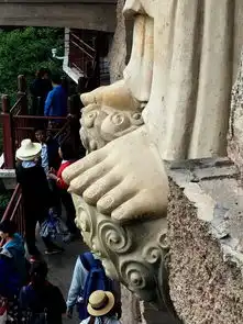 甘肃天水麦积山石窟20160825