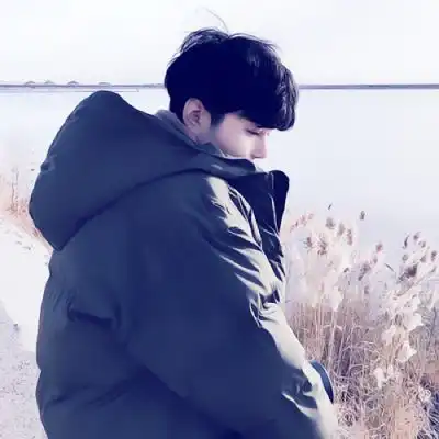 微信帅哥头像图片潮流男神每个微笑都是你的动力