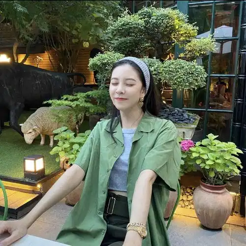 张一山为啥不和杨紫在一起要你管宋妍霏很好,漂亮大气衣品好