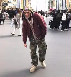 b.c.w.的说唱很炸,但他的穿衣搭配更加swag