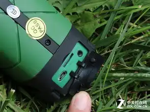 户外运动神器耳神四叶草蓝牙音箱欣赏
