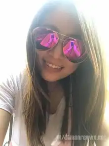 林心如低调晒自拍墨镜里的人亮了