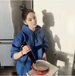 助力娜娜10周年慈善音乐会北美留学生网独家冠名购票通道开启倒计时