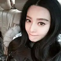 美女冬天自拍照片头像冬天自拍美女个性头像