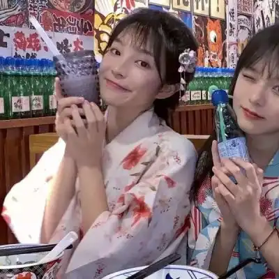 闺蜜头像呐