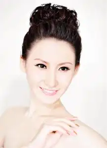 8090后心目中一代女神师妃暄,却被他演得惨不忍睹