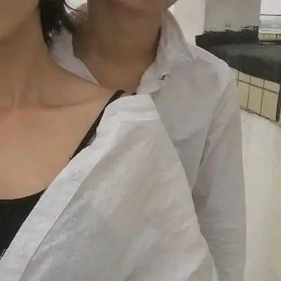 情侣头像骚气一点的真人两对骚气十足的半身部位情侣头像