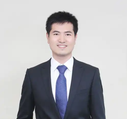 兴业证券王德伦在上证3000点仰望长牛