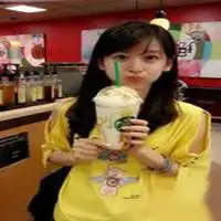 自拍头像女带墨镜微信头像图片大全