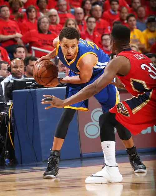 nba季后赛首轮g3勇士123119鹈鹕