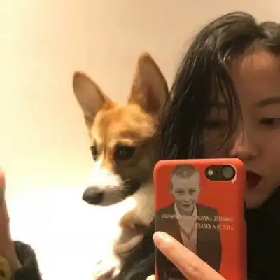 精选女头对镜自拍那些让你崩溃女生头像我要个性网