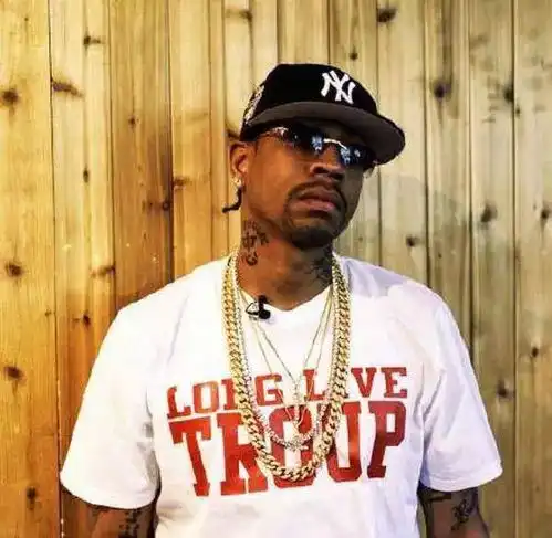 雅致的潮酷粗狂的锁链