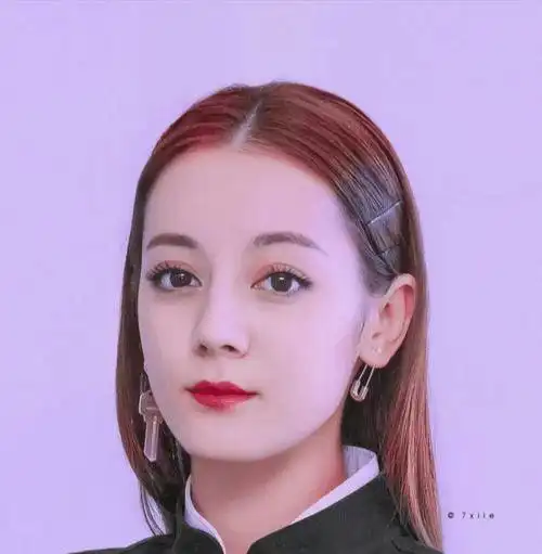 嘉行老板遍地,花旦迪丽热巴,为何只是打工人